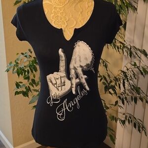 GUESS LA Fingers Graphic Tee